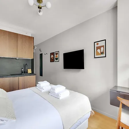 Apartment Modern 